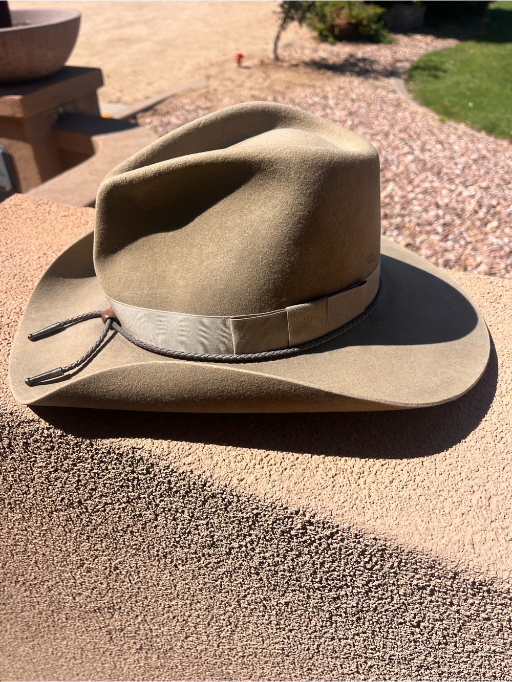 Unisex 6-7/8R-55